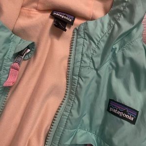 Girls Patagonia rain jacket
